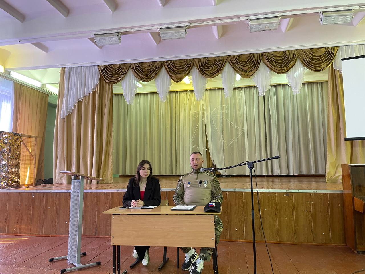 Диалог о важном: участник СВО провел Урок Патриотизма.